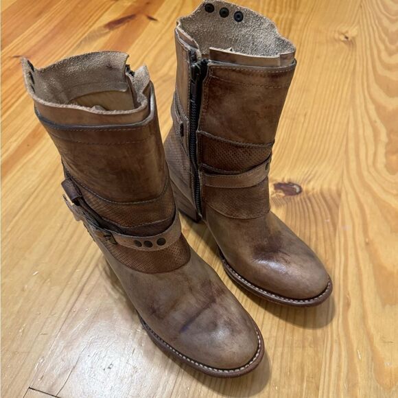 Bed Stu Rowdy Woman’s Teak Driftwood Boots MSRP: $189 - Size 6.5 U.S. - Picture 3 of 14